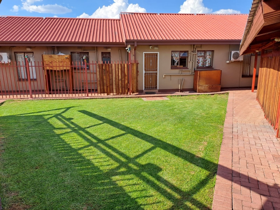 5 Bedroom Property for Sale in Kathu Northern Cape